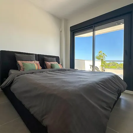 公寓 Aranya Sublime *