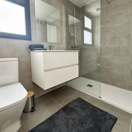 Aranya Sublime 公寓 *